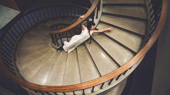 Photo of dancer on stairs 